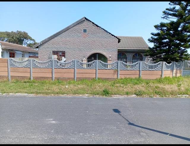 4 BEDROOM HOUSE FOR SALE IN MANDALAY